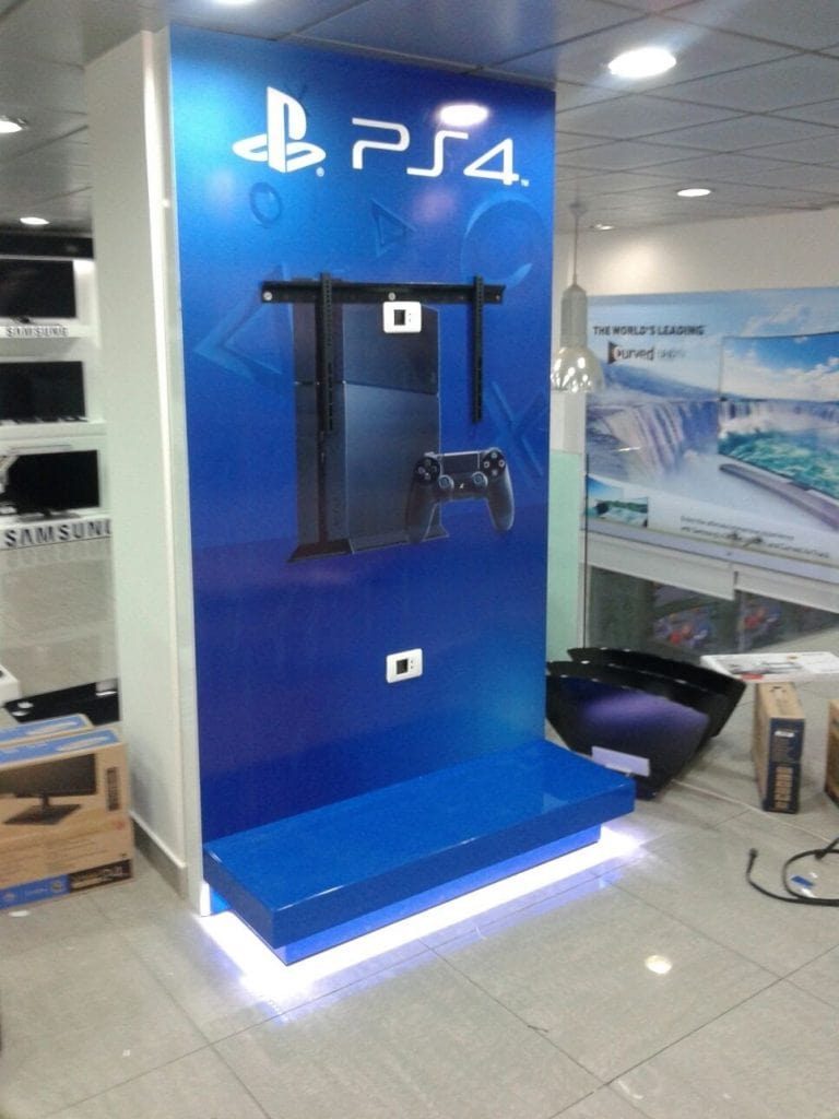 Cyclonemp-display-stand-1