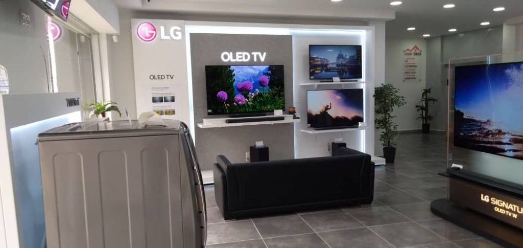 Cyclonemp-display-stand-5