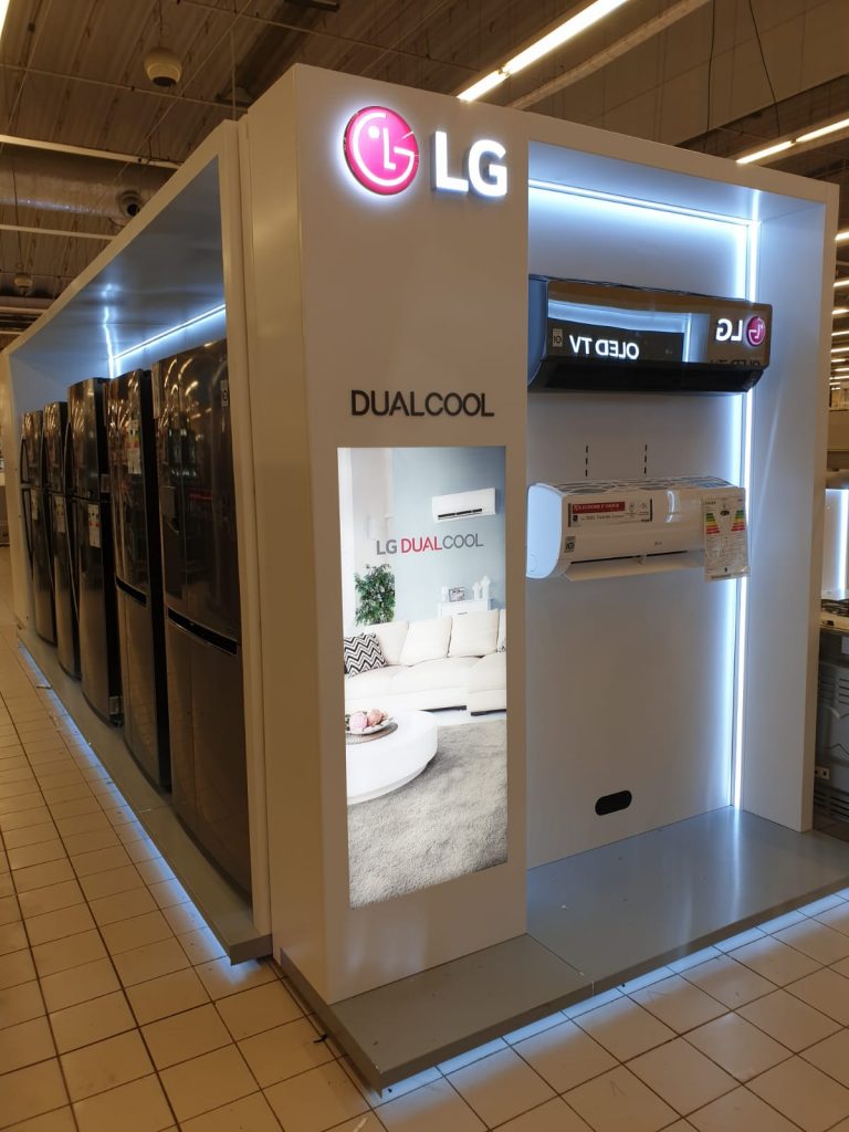 Cyclonemp-display-stand-6