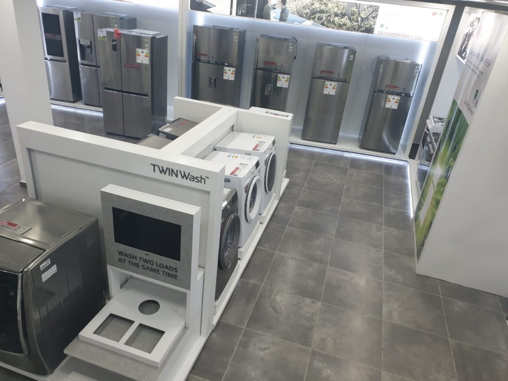 Cyclonemp-display-stand-8